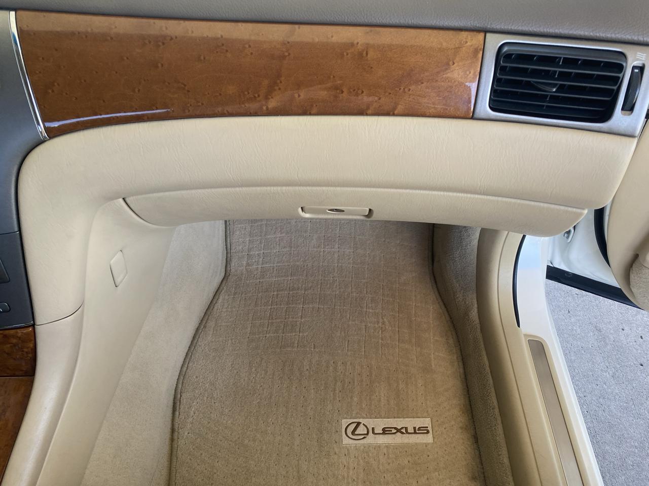 Lexus ES 330 4dr Sdn 2005