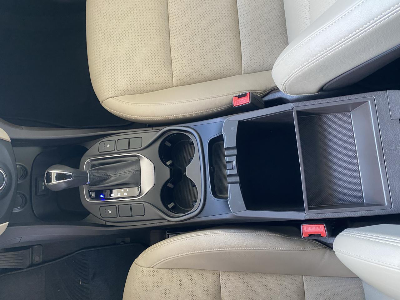Hyundai Santa Fe FWD 4dr GLS 2013