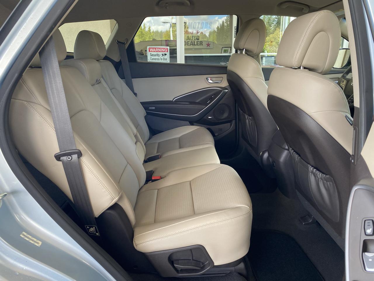 Hyundai Santa Fe FWD 4dr GLS 2013