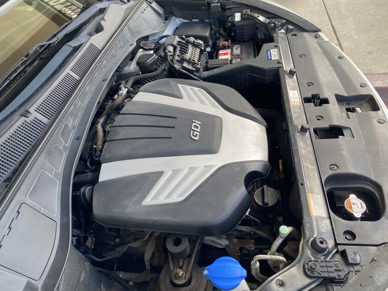 Hyundai Santa Fe FWD 4dr GLS 2013
