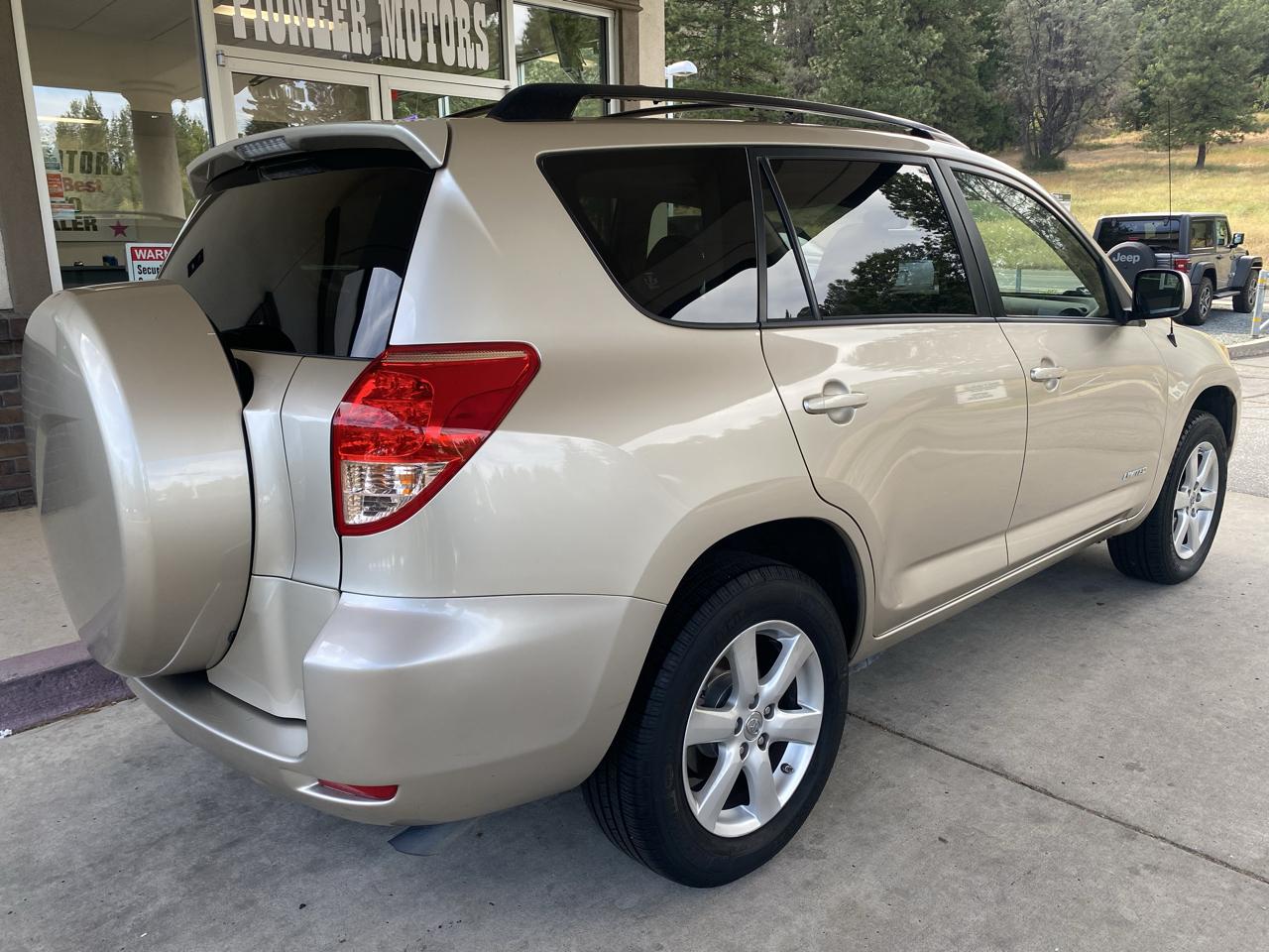 Toyota RAV4  2008