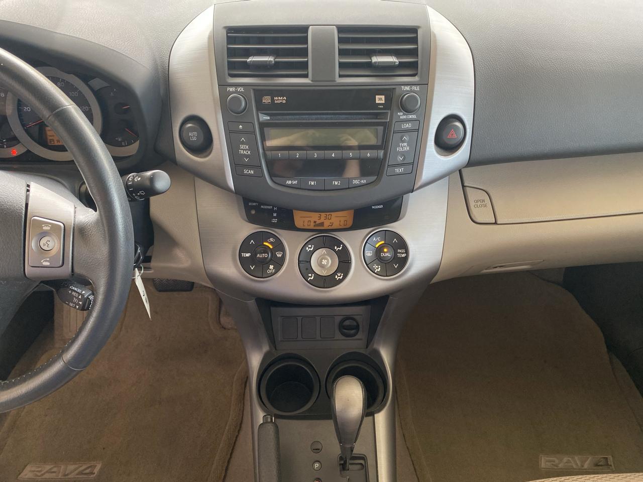 Toyota RAV4  2008