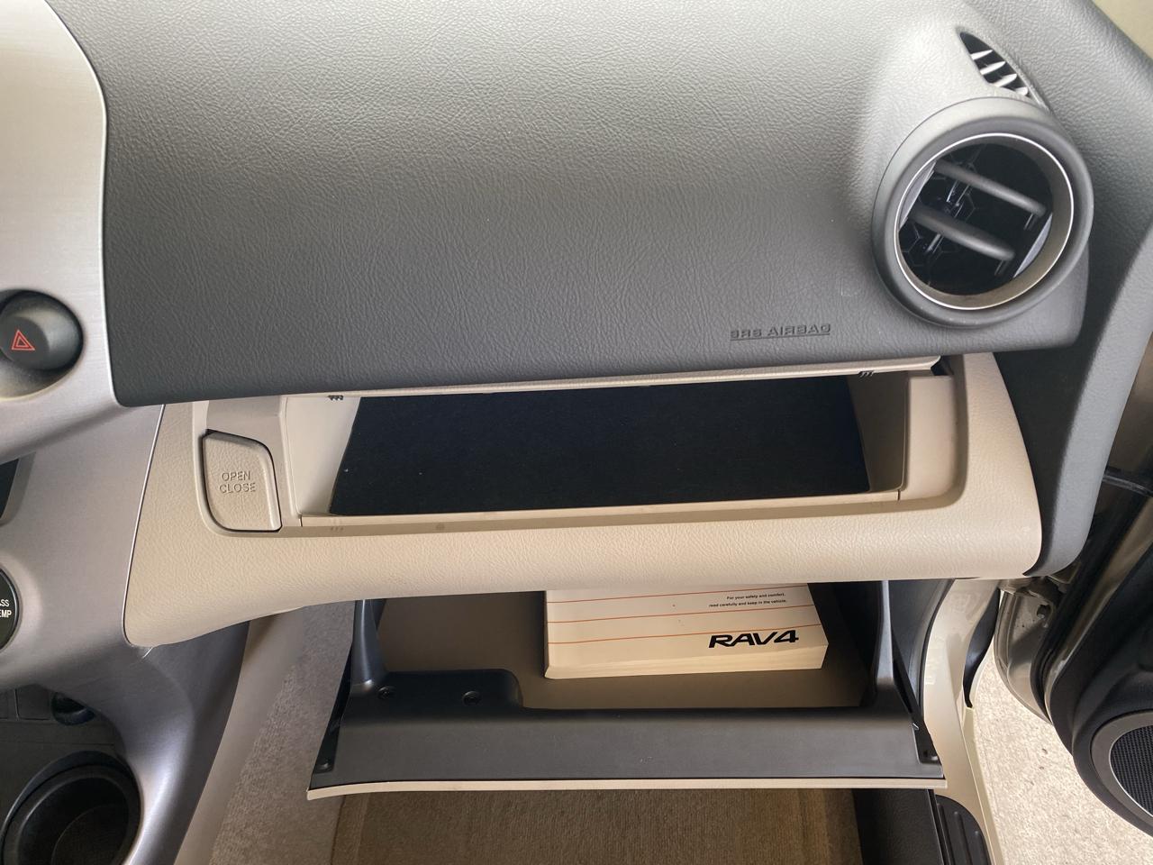 Toyota RAV4  2008
