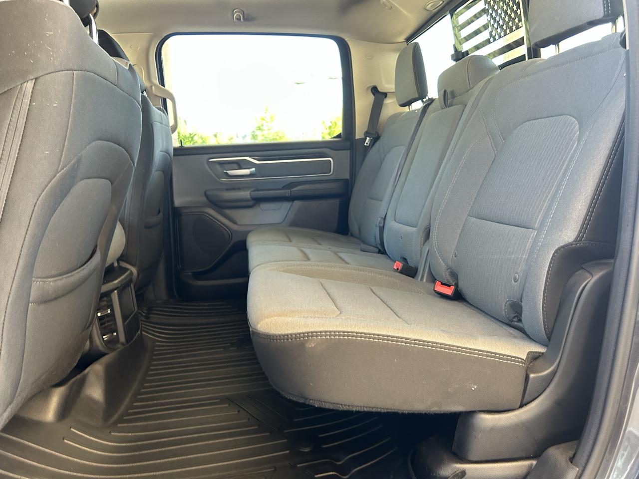 RAM 1500 Big Horn/Lone Star 4x4 Crew Cab 5'7" Box 2019