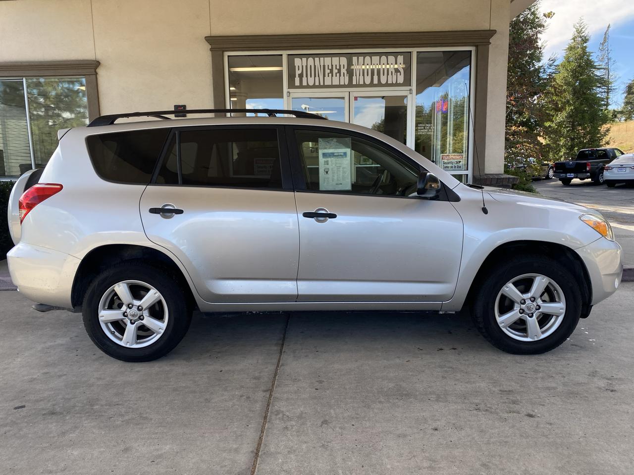 Toyota RAV4  2007