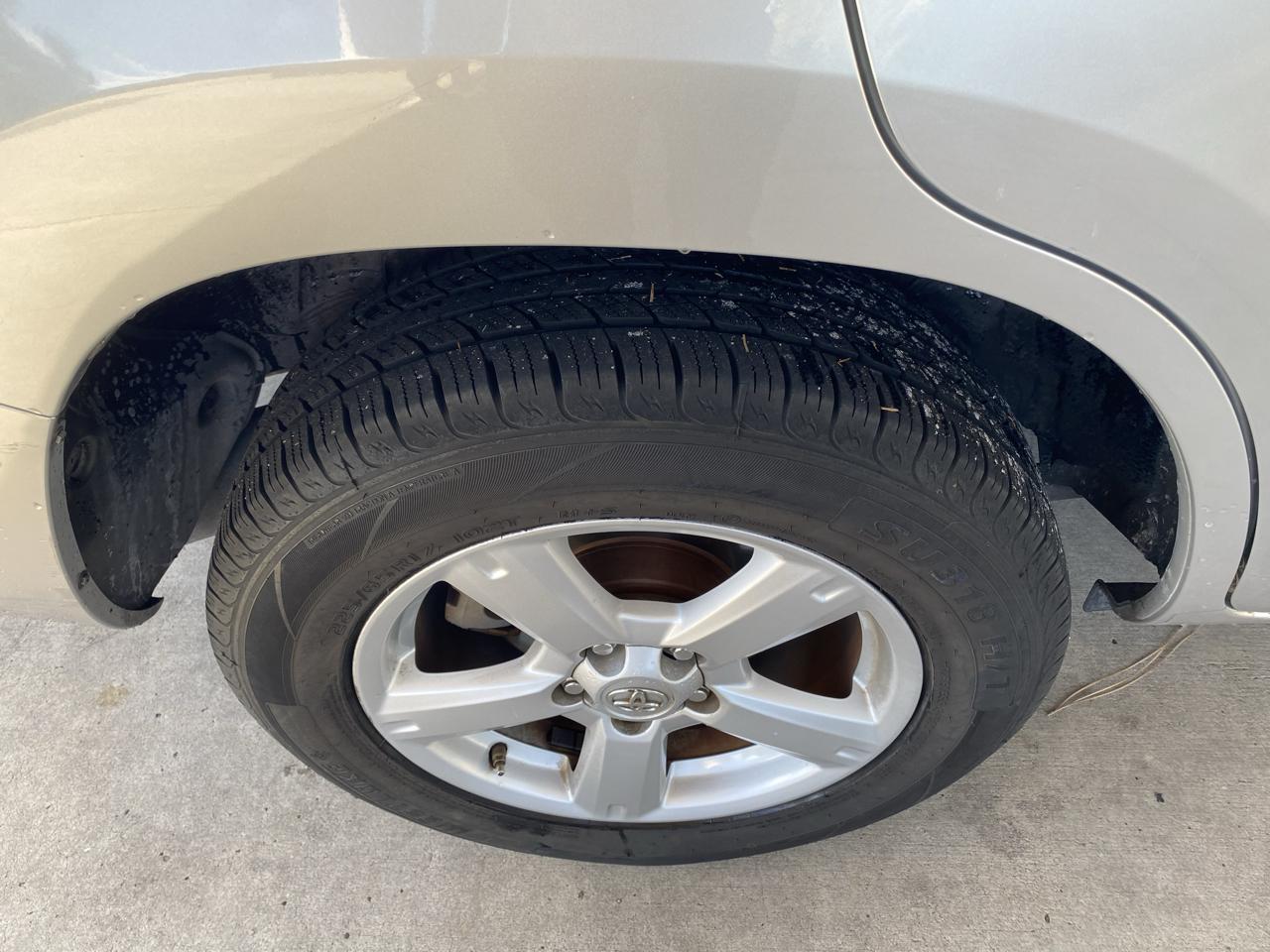 Toyota RAV4  2007