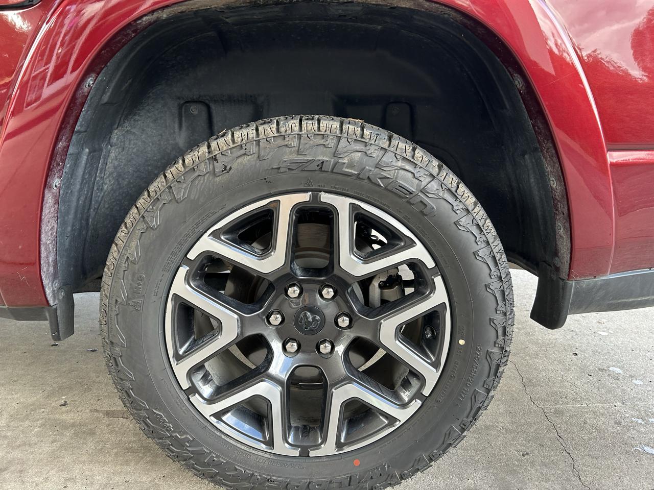 RAM 1500 Laramie 4x4 Crew Cab 6'4" Box 2025