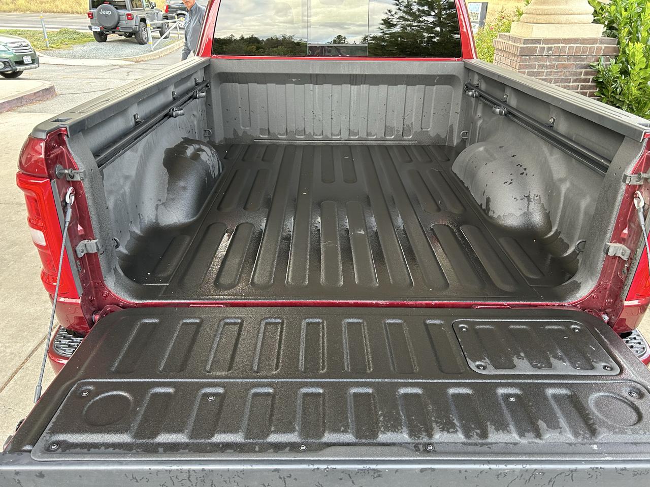 RAM 1500 Laramie 4x4 Crew Cab 6'4" Box 2025