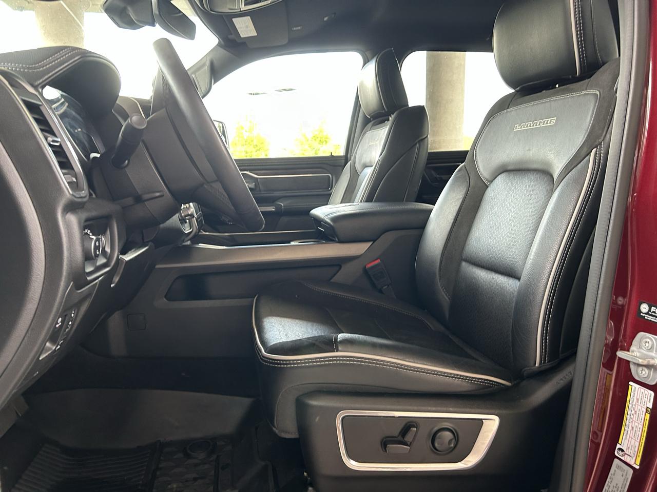 RAM 1500 Laramie 4x4 Crew Cab 6'4" Box 2025