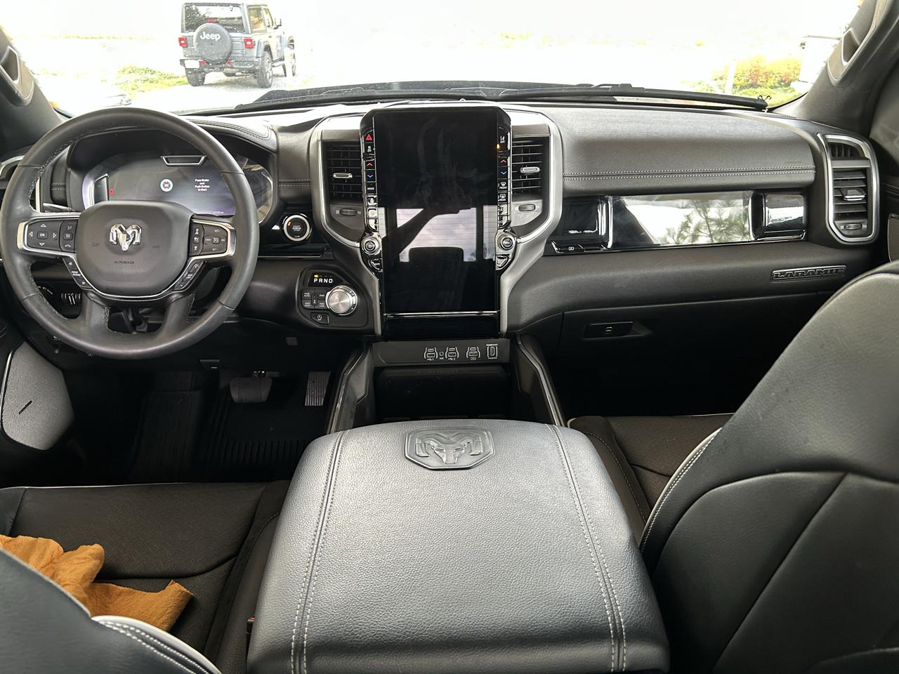 RAM 1500 Laramie 4x4 Crew Cab 6'4" Box 2025