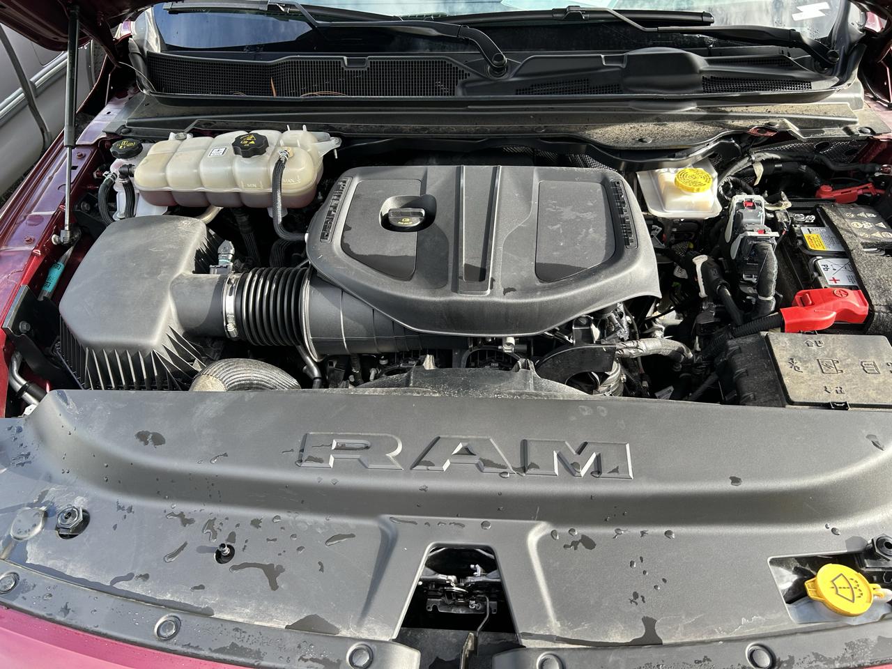 RAM 1500 Laramie 4x4 Crew Cab 6'4" Box 2025