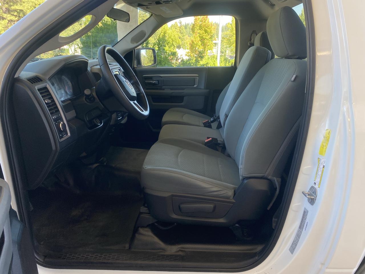 RAM 1500 Classic Tradesman 4x4 Reg Cab 8' Box 2019