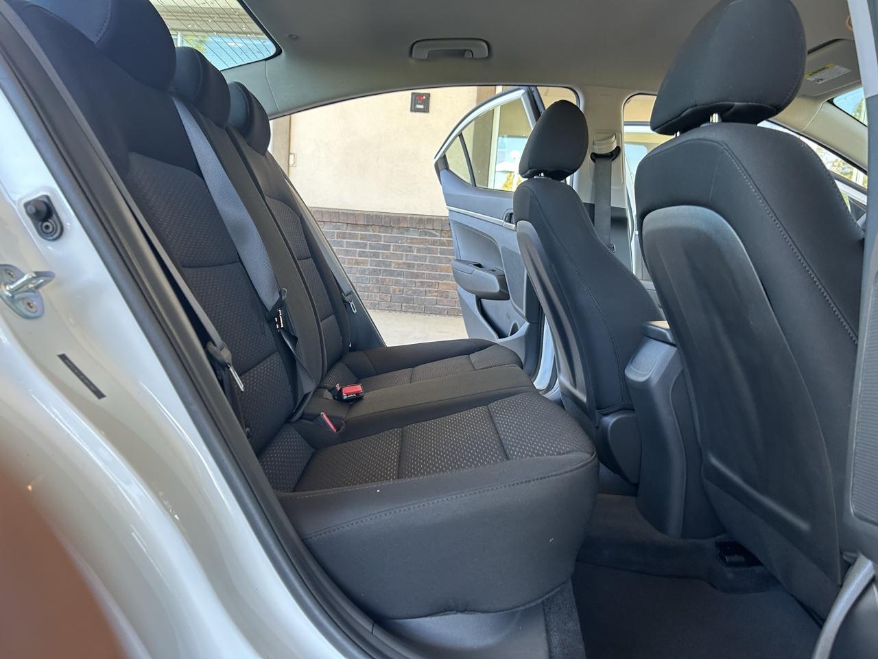 Hyundai Elantra SE Auto 2019