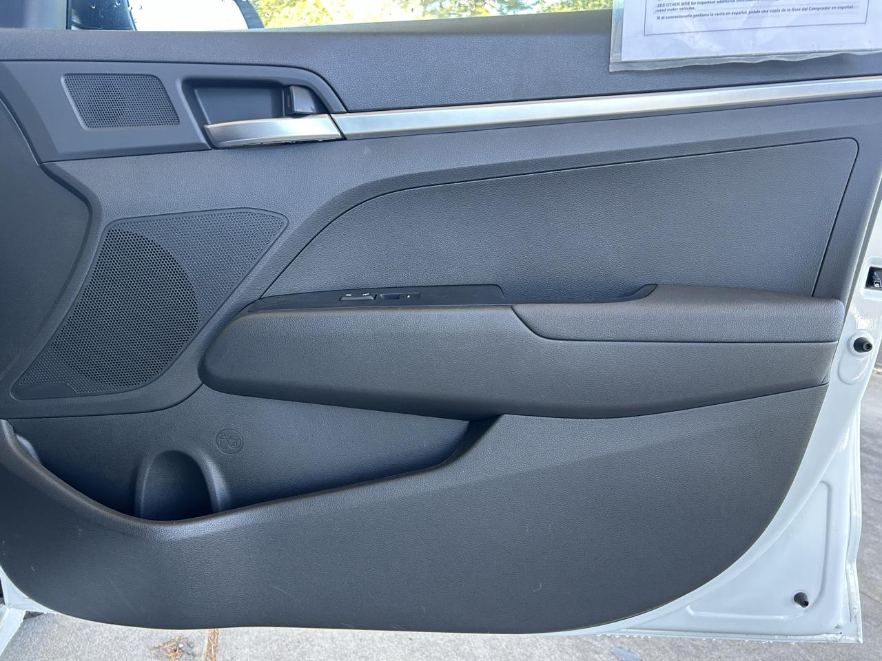 Hyundai Elantra SE Auto 2019