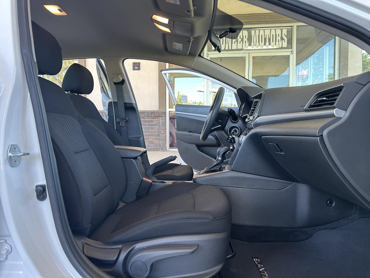Hyundai Elantra SE Auto 2019