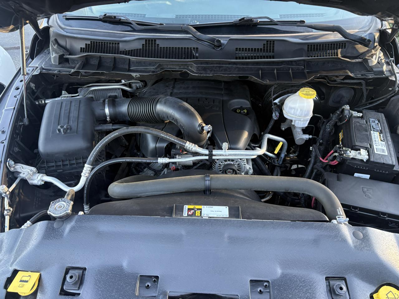 RAM 1500 Tradesman 4x4 Quad Cab 6'4" Box 2018