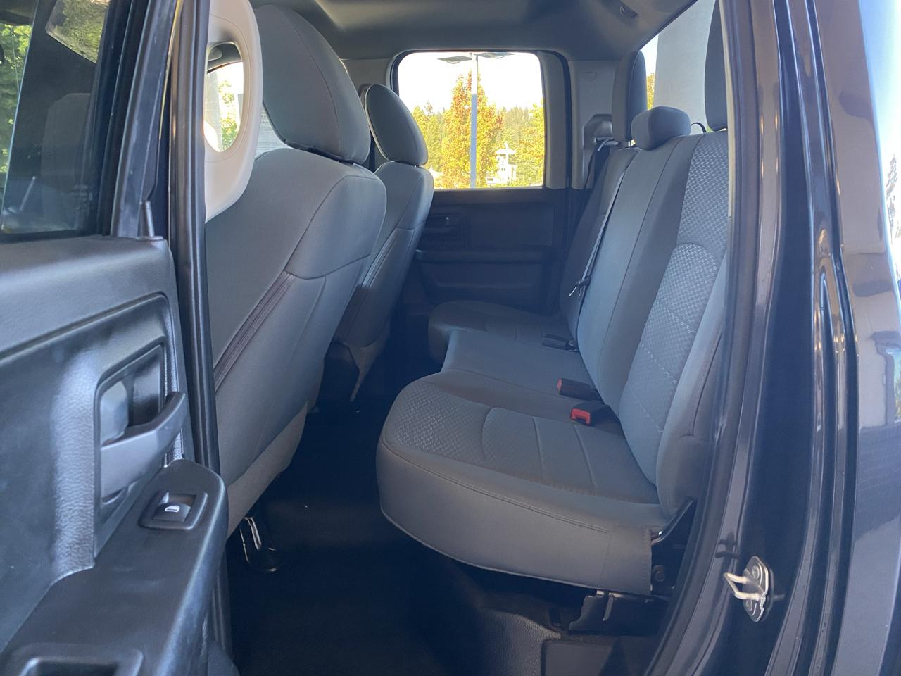 RAM 1500 Classic Tradesman 4x4 Quad Cab 6'4" Box 2019