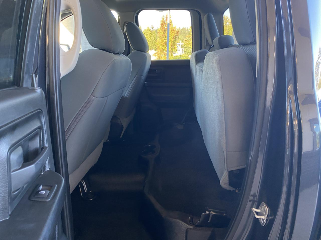 RAM 1500 Classic Tradesman 4x4 Quad Cab 6'4" Box 2019