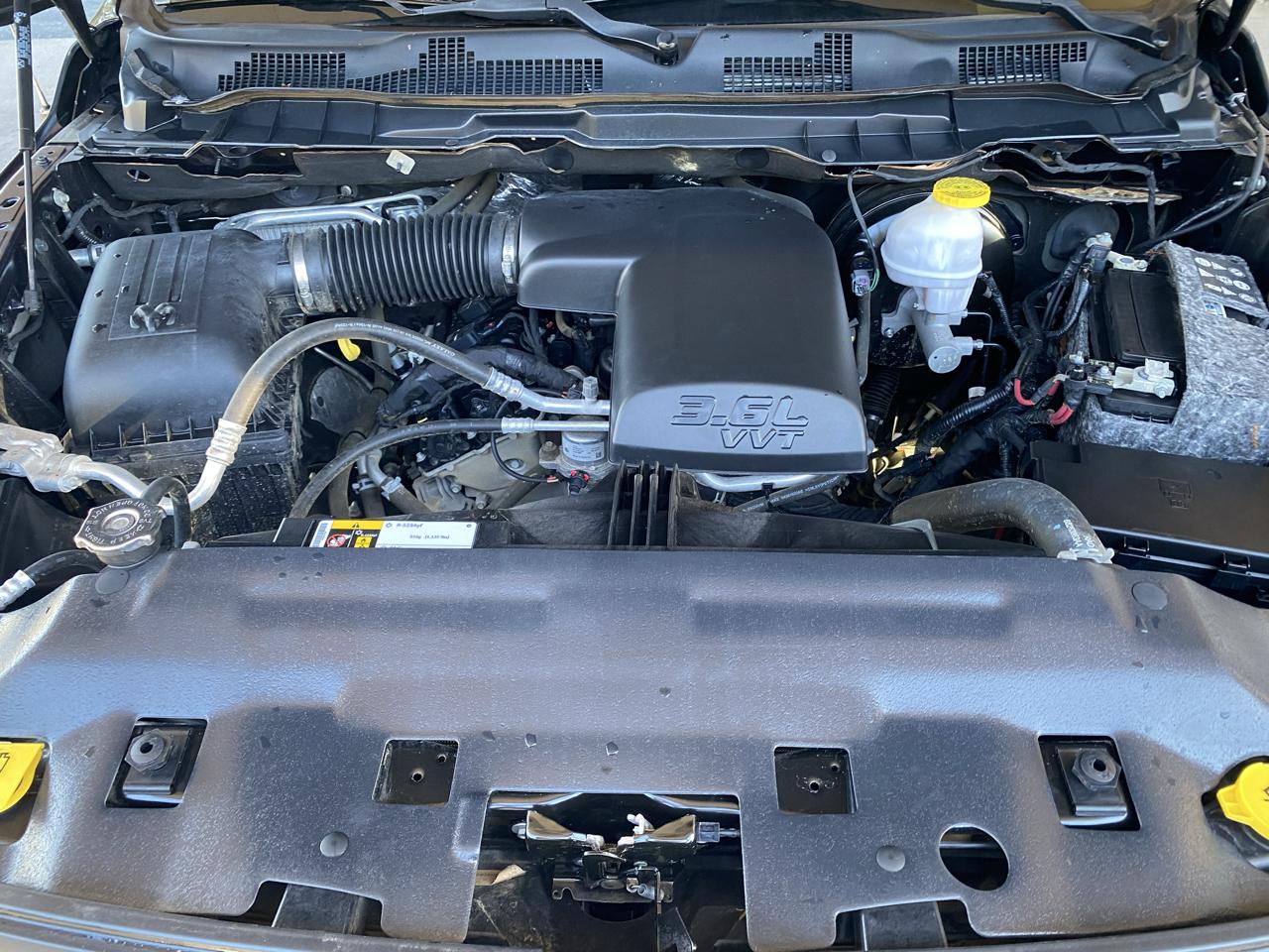 RAM 1500 Classic Tradesman 4x4 Quad Cab 6'4" Box 2019