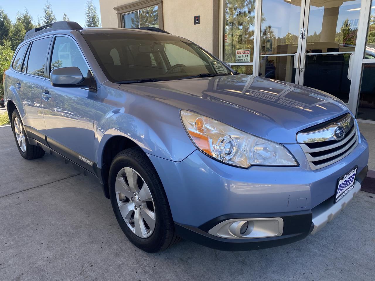Subaru Outback 4dr Wgn H6 Auto 3.6R Ltd Pwr Moon 2010