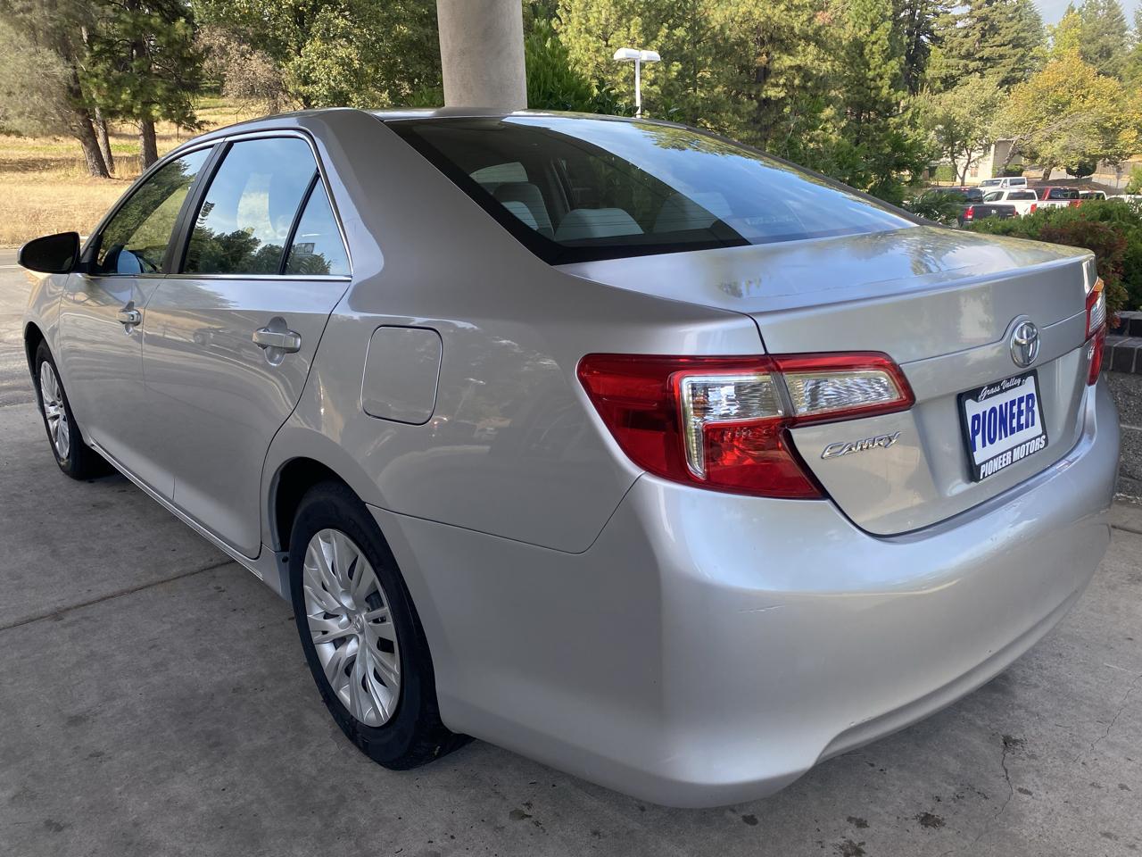 Toyota Camry  2012