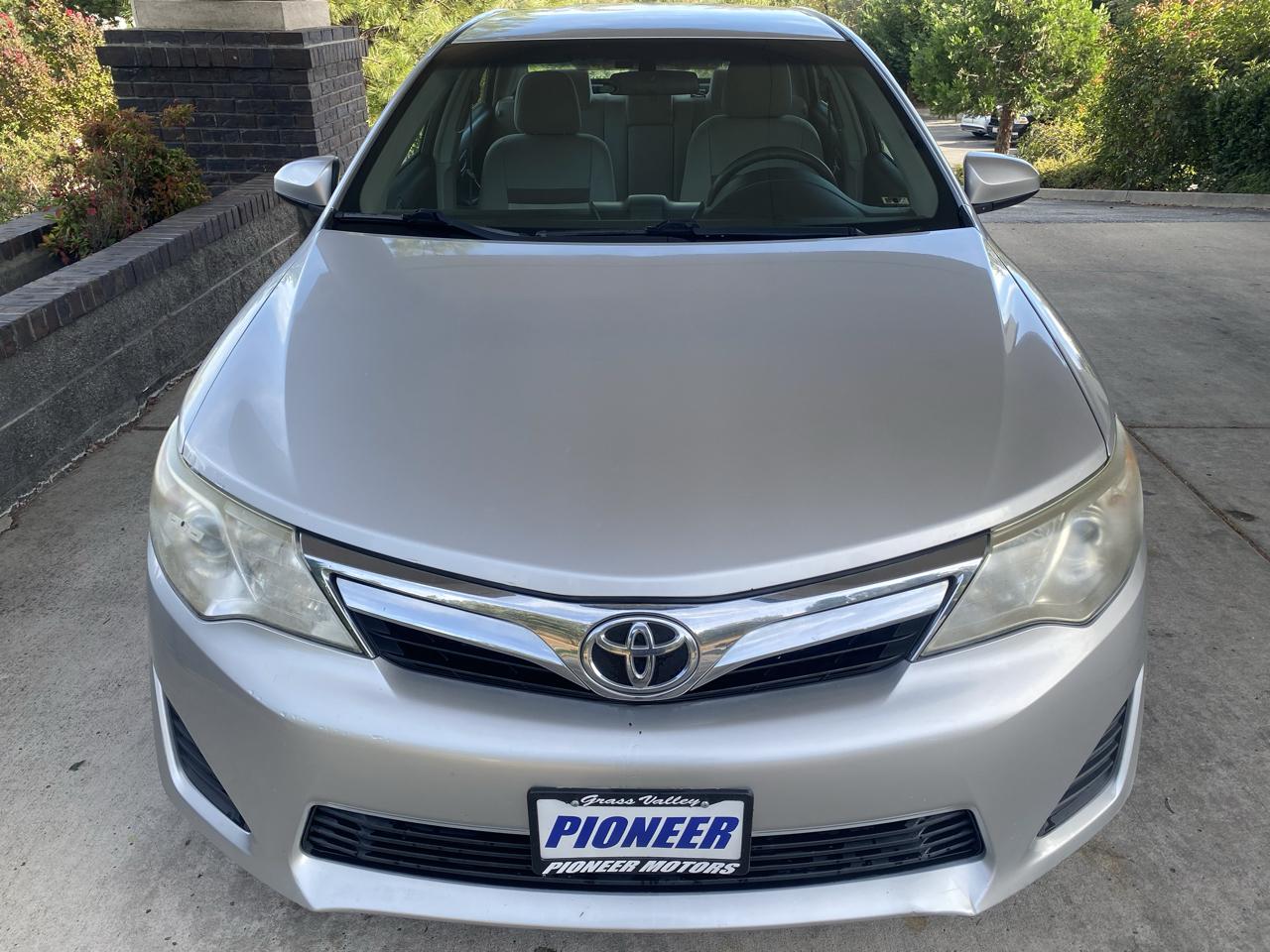Toyota Camry  2012