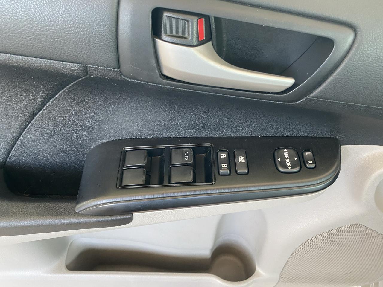 Toyota Camry  2012