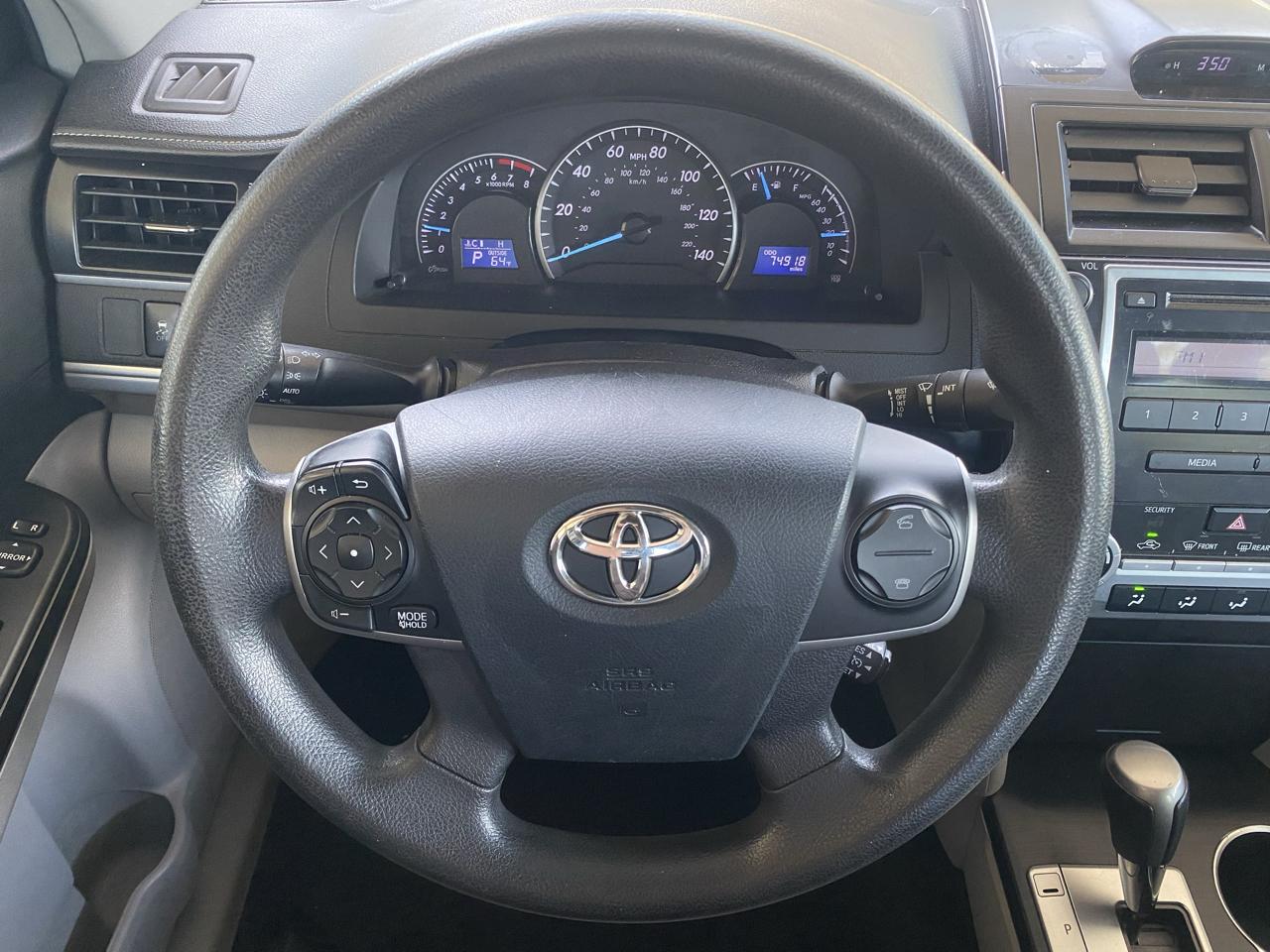 Toyota Camry  2012