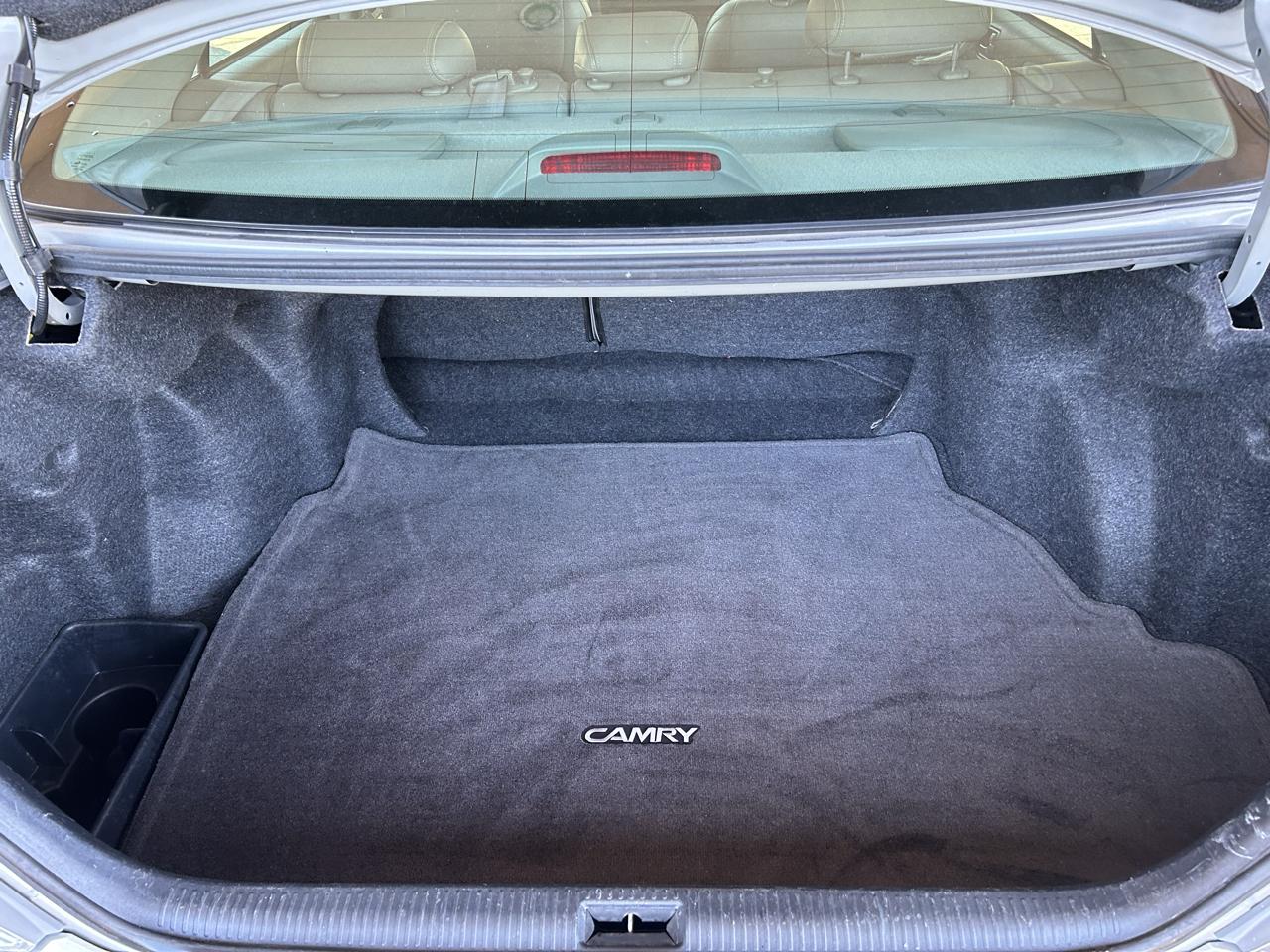 Toyota Camry 4dr Sdn LE Auto 2005