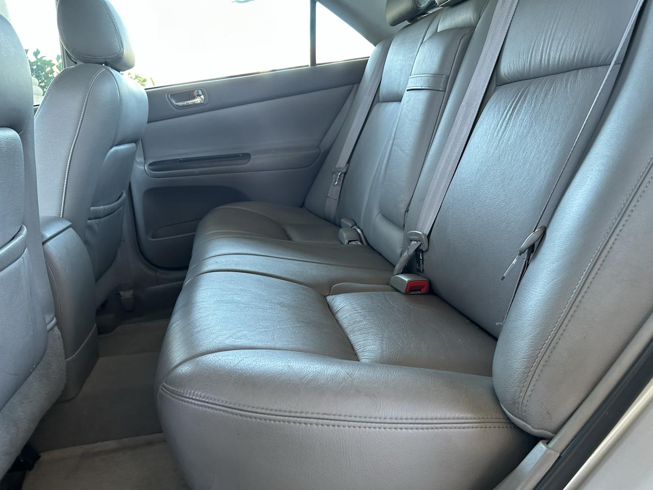 Toyota Camry 4dr Sdn LE Auto 2005