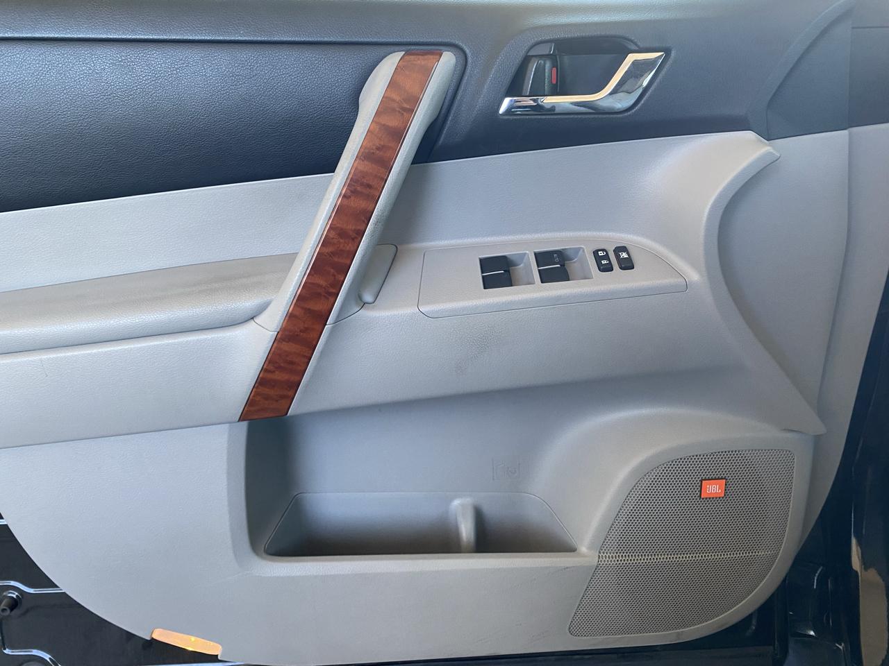 Toyota Highlander  2008