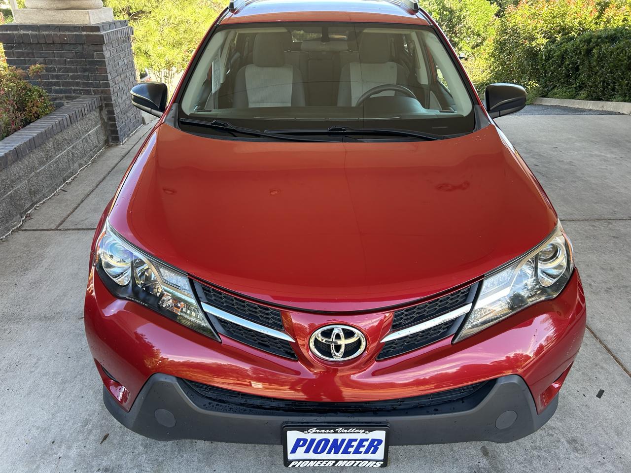 Toyota RAV4  2015