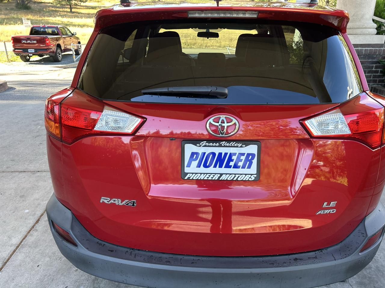 Toyota RAV4  2015