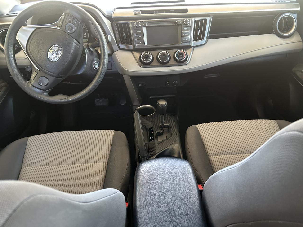 Toyota RAV4  2015