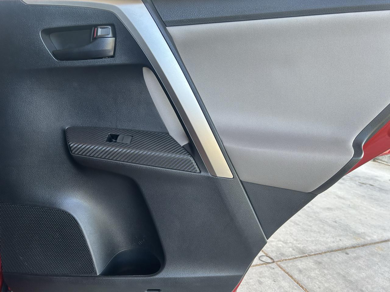 Toyota RAV4  2015