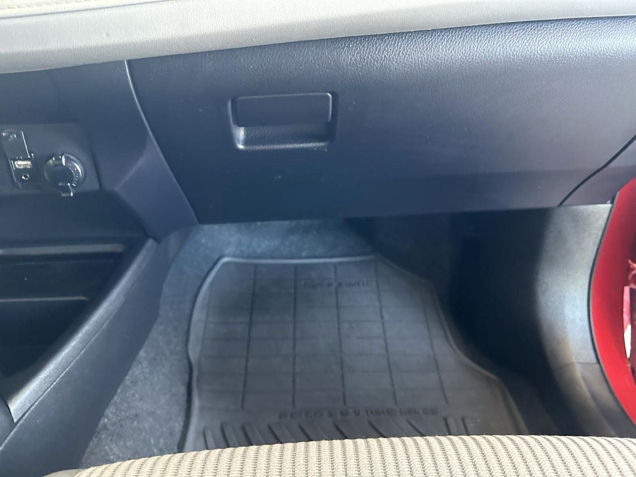 Toyota RAV4  2015