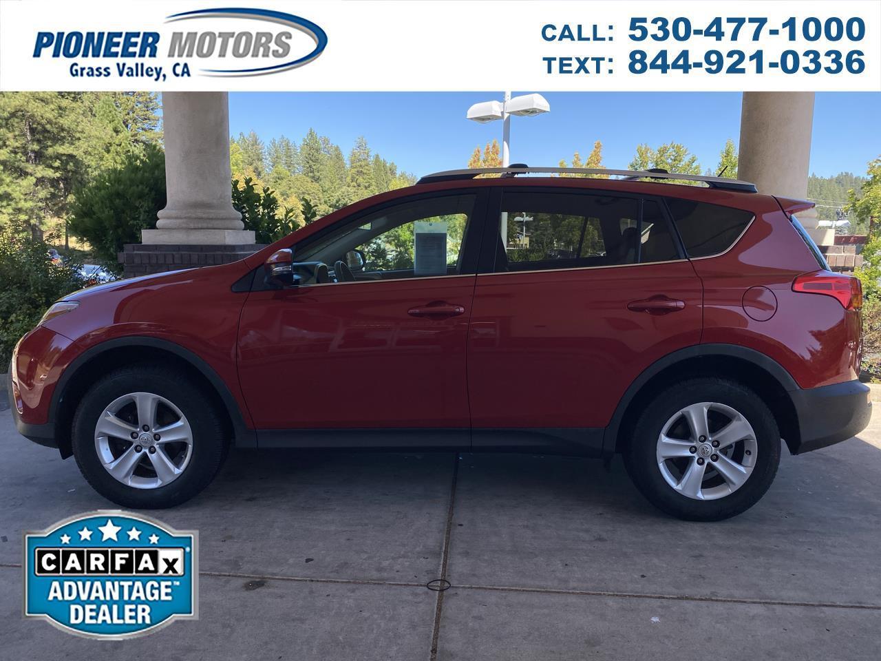 2014 Toyota RAV4 AWD 4dr XLE