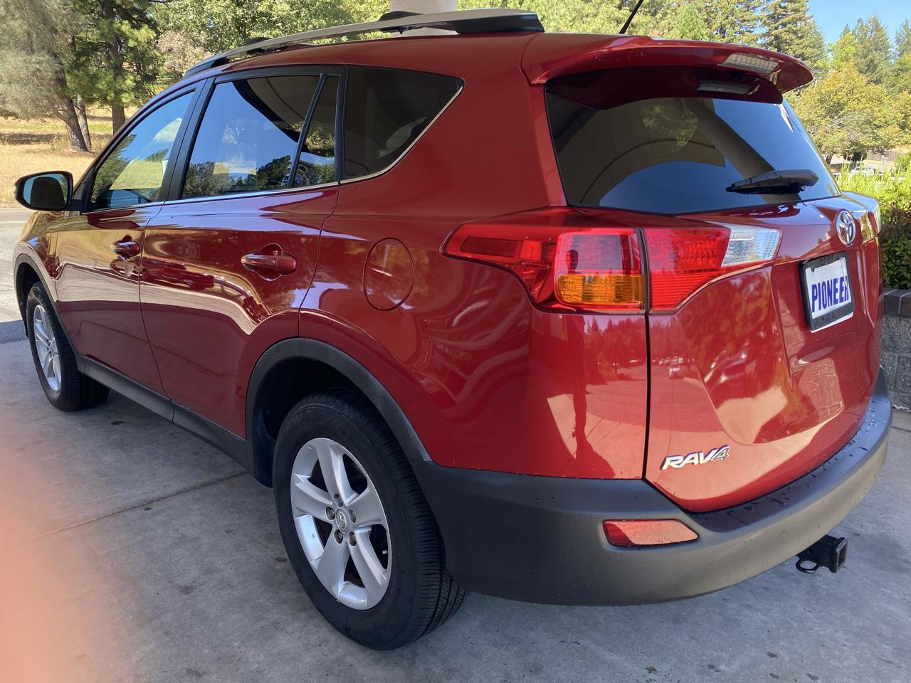 Toyota RAV4  2014