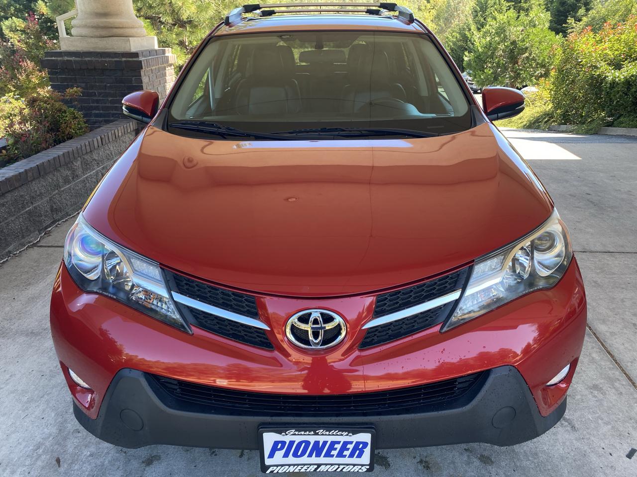 Toyota RAV4  2014