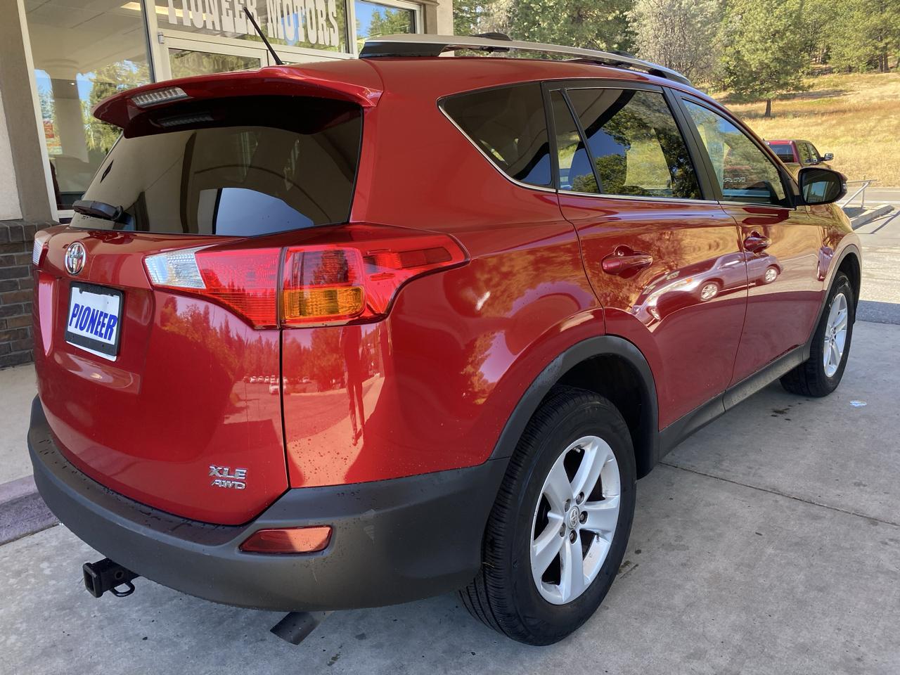 Toyota RAV4  2014