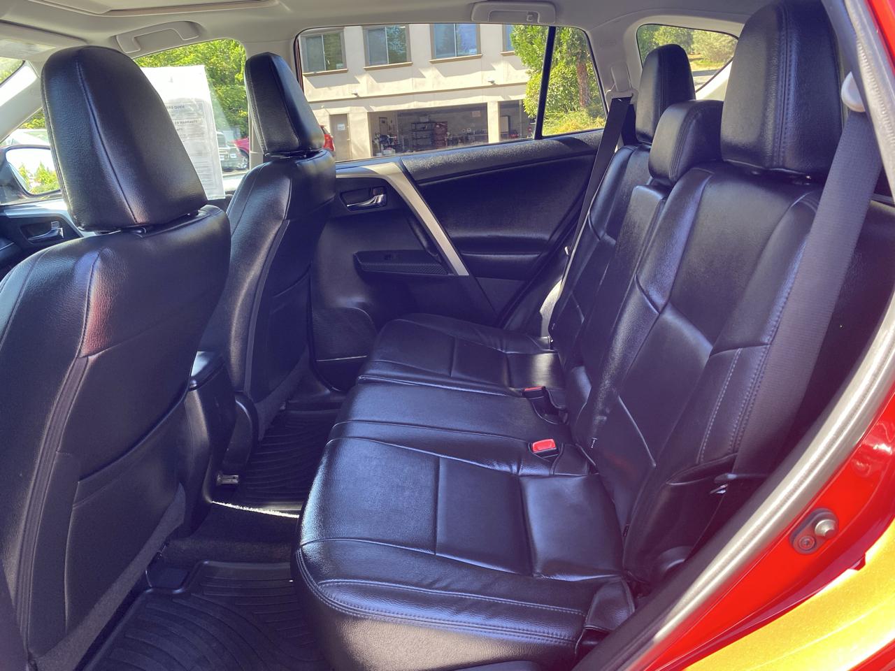 Toyota RAV4  2014