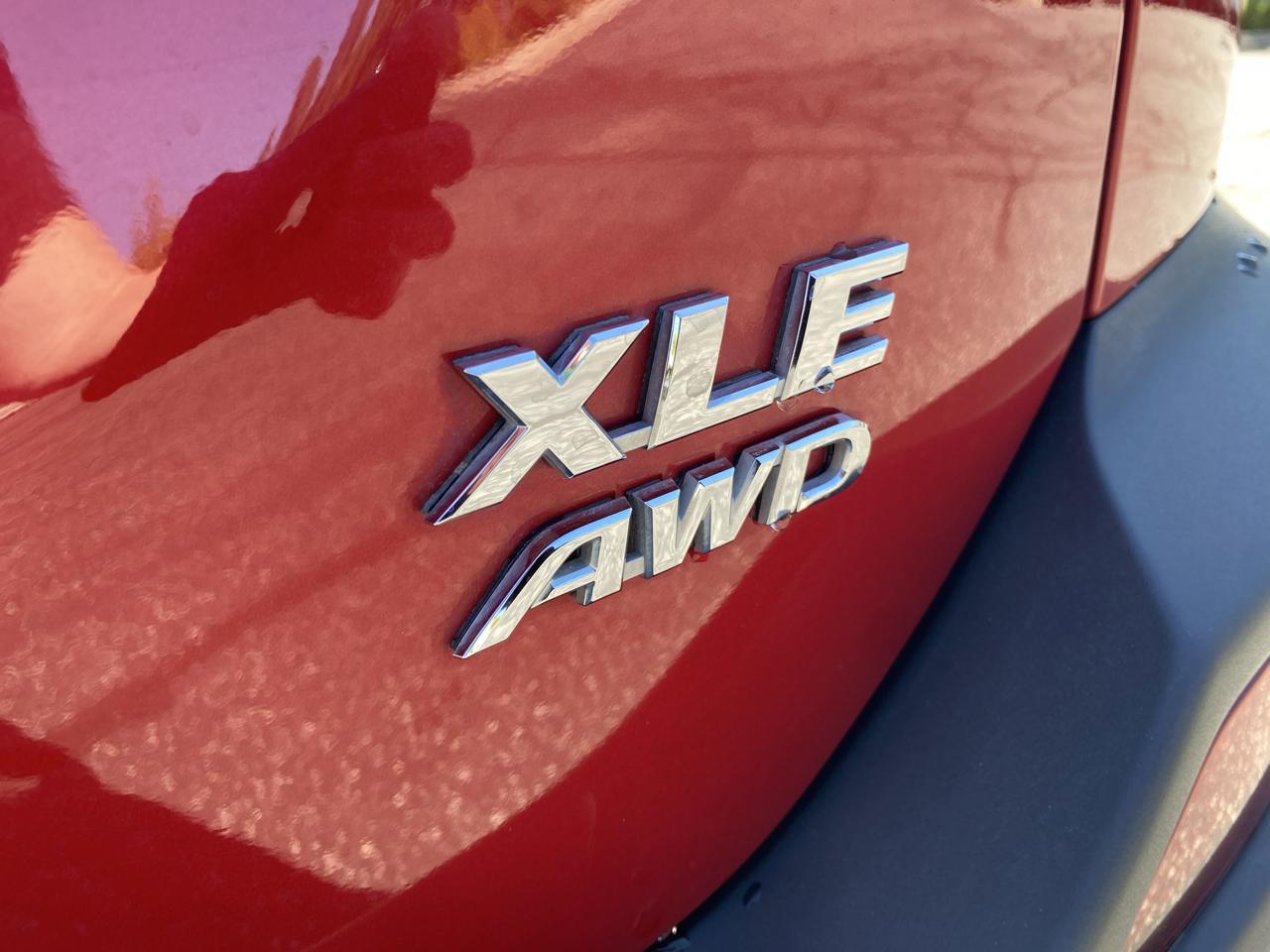 Toyota RAV4  2014