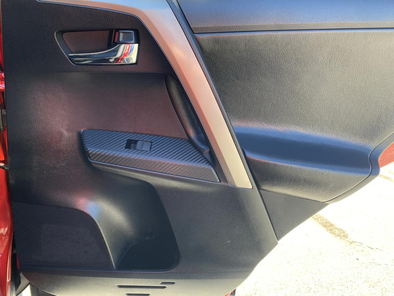 Toyota RAV4  2014