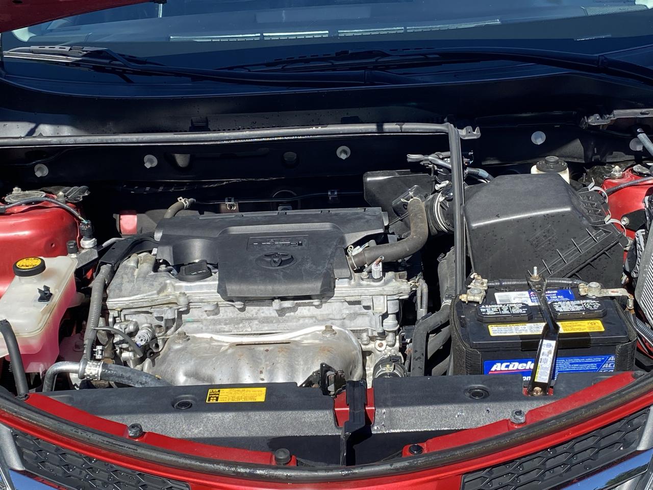 Toyota RAV4  2014