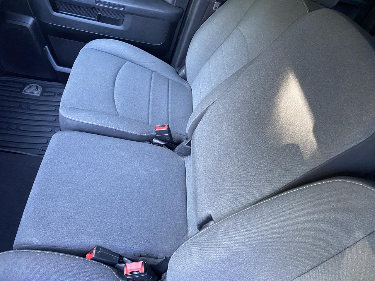 RAM 1500 Warlock 4x4 Crew Cab 5'7" Box 2022
