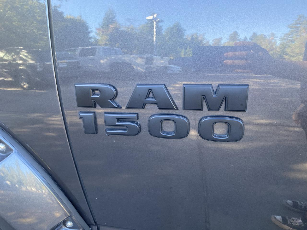 RAM 1500 Warlock 4x4 Crew Cab 5'7" Box 2022