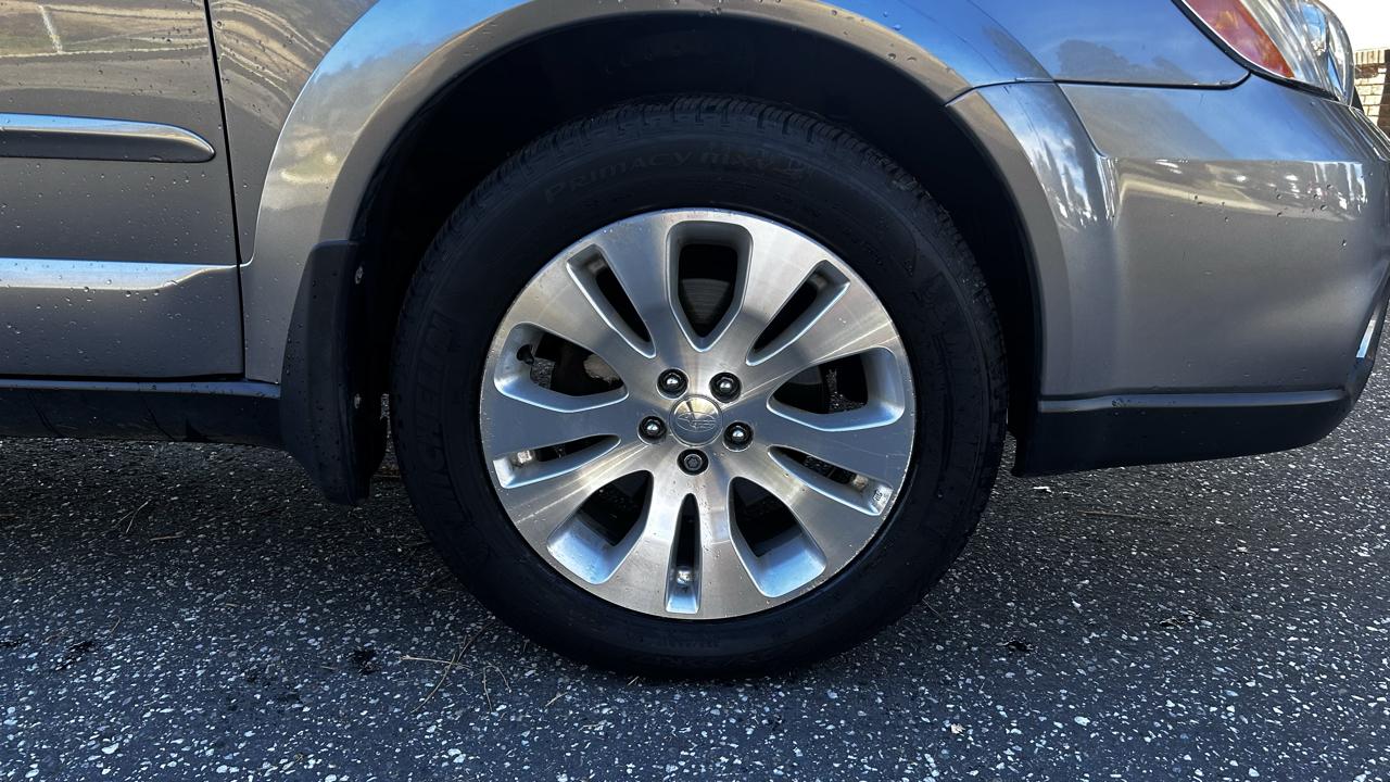 Subaru Outback 4dr H4 Auto XT Ltd 2009