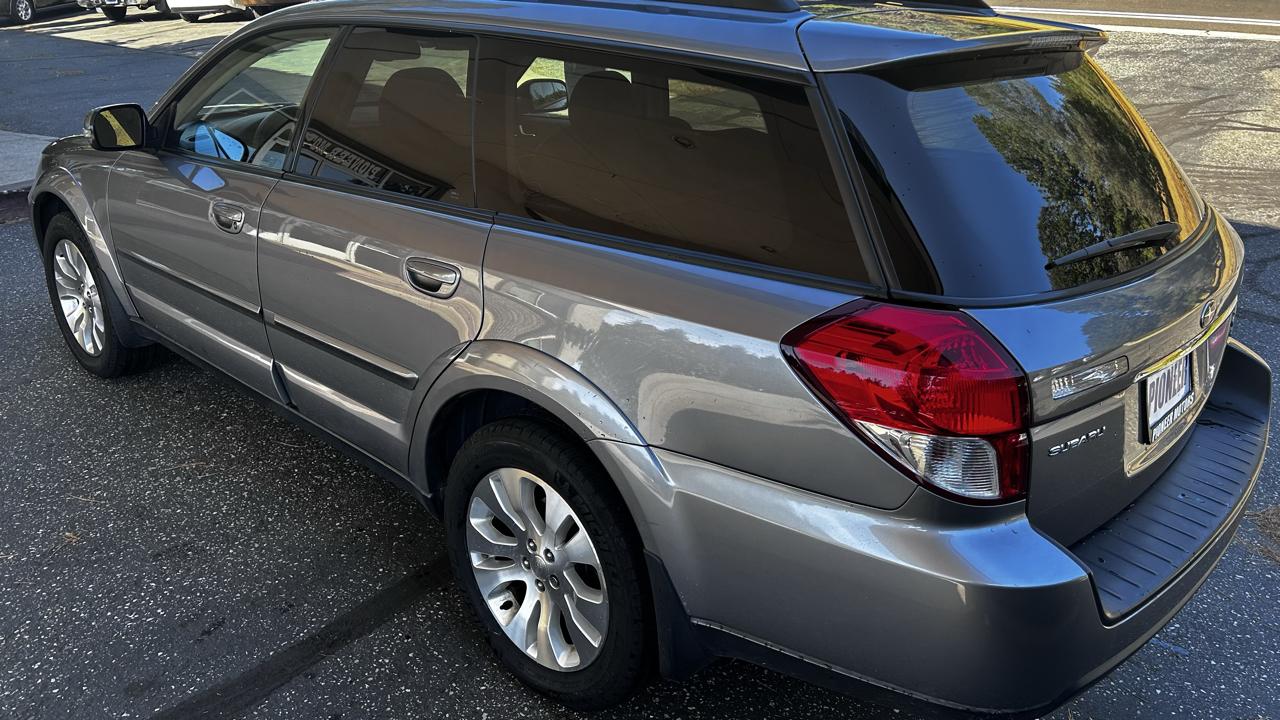 Subaru Outback 4dr H4 Auto XT Ltd 2009