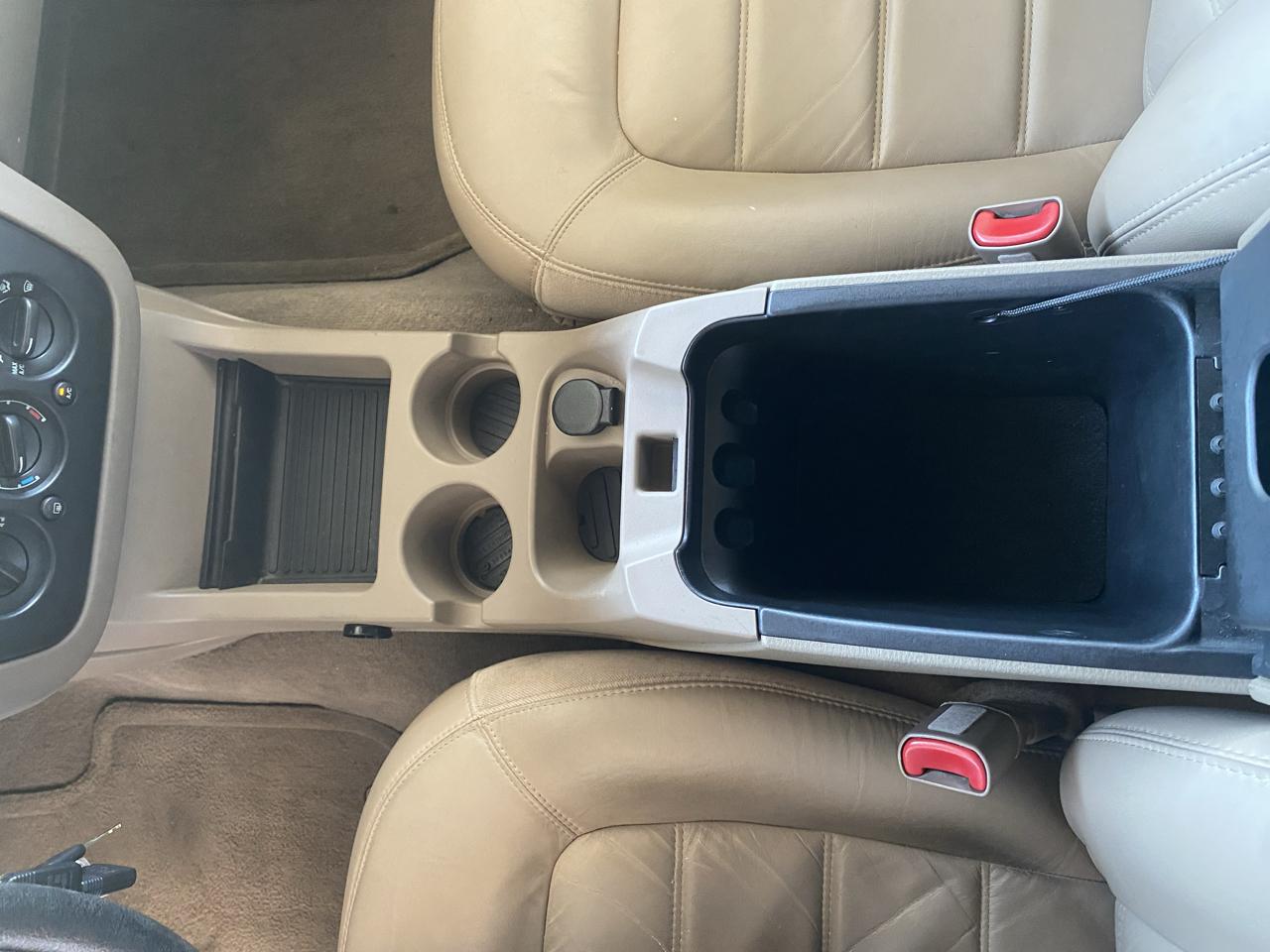 Ford Explorer 4dr 114" WB XLT 4WD 2002