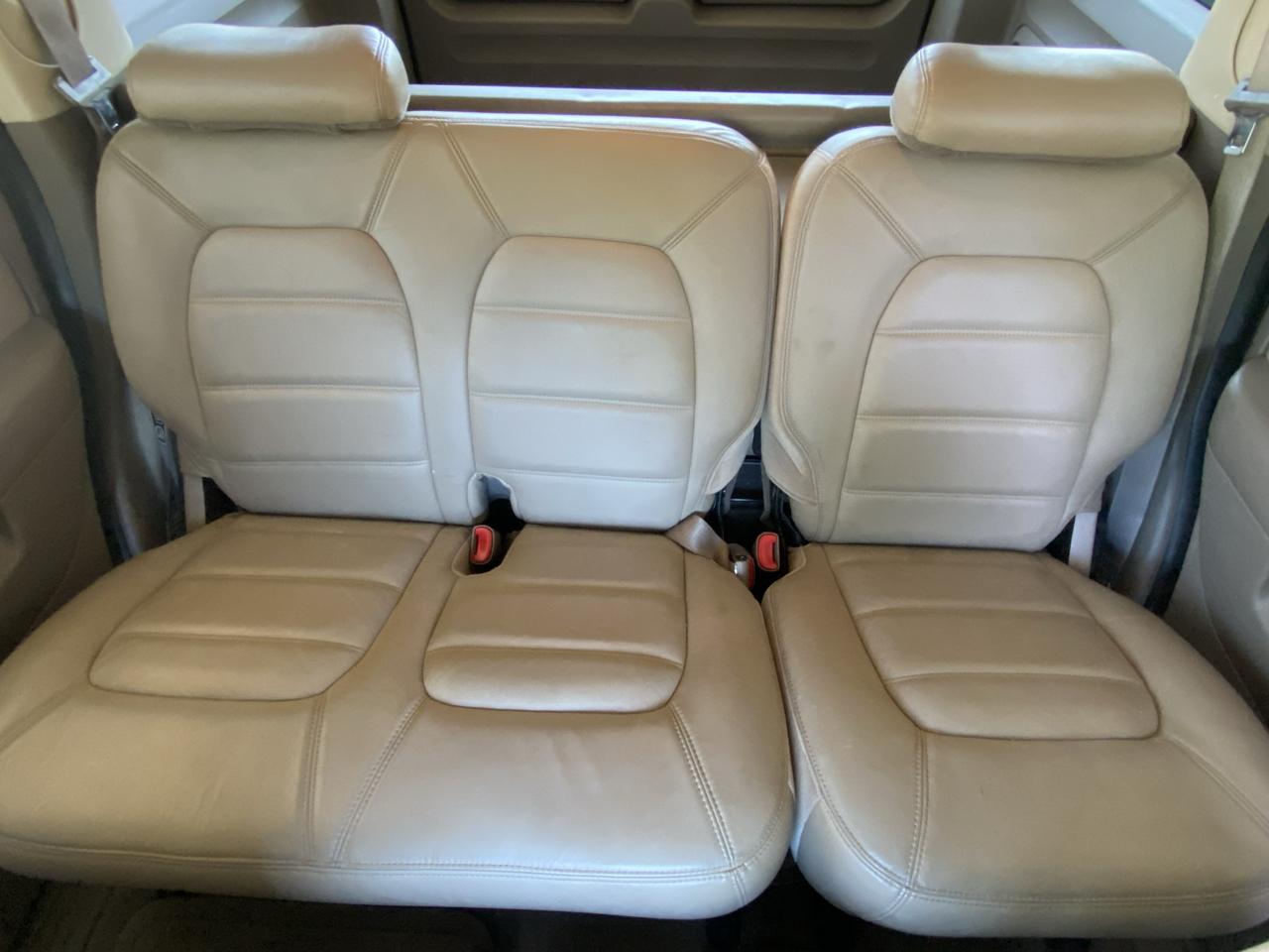 Ford Explorer 4dr 114" WB XLT 4WD 2002